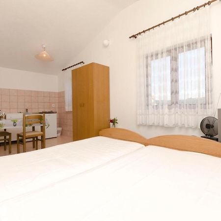 Apartments Mirko Trogir Buitenkant foto