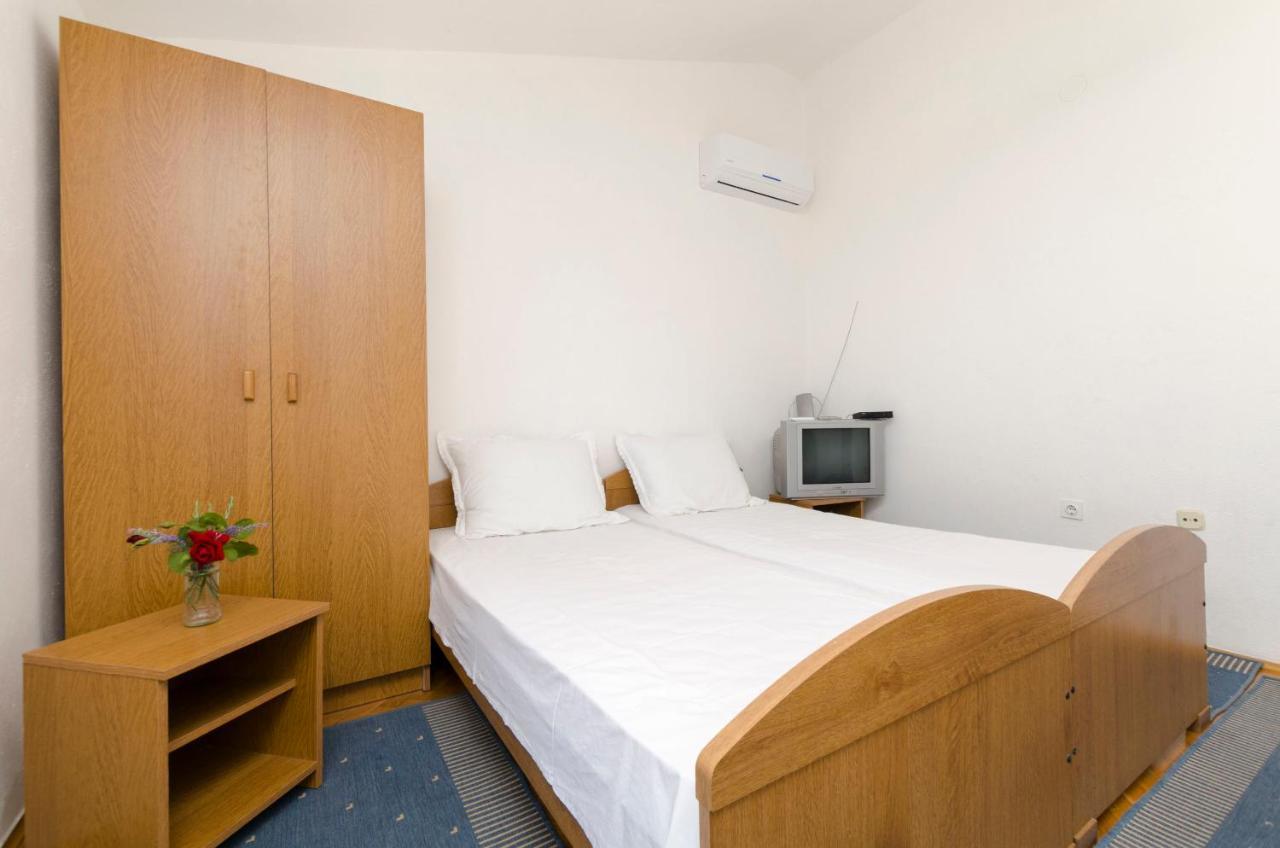 Apartments Mirko Trogir Buitenkant foto